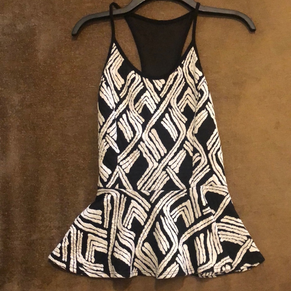 Black and white top